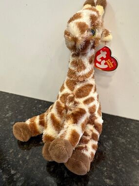 Ty Beanie Babies Gavin the Giraffe Plush 9” Stuffed Animal Toy with Hang Tags